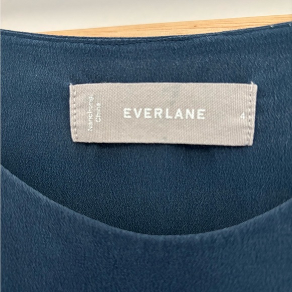 Everlane 100% silk cami in Navy - Picture 2 of 2
